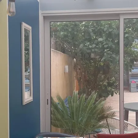 Bed & Breakfast Jardin De Plantes Centre-ville Residential Botanical Garden Residential Down-town Le Mans