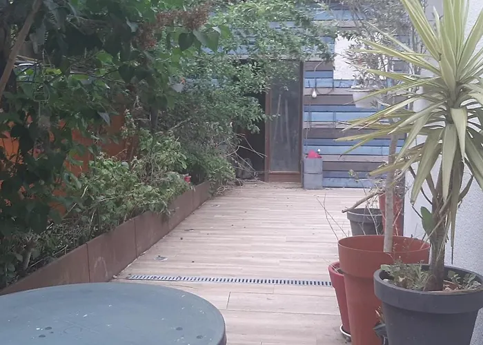 Frühstückspension Jardin De Plantes Centre-ville Residential Botanical Garden Residential Down-town *